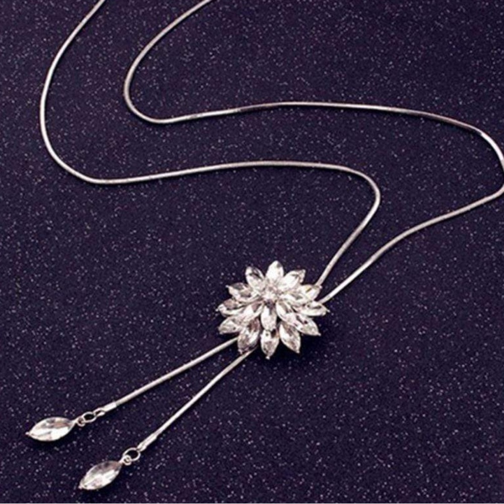 Dazzling Lariat  Floral Necklace